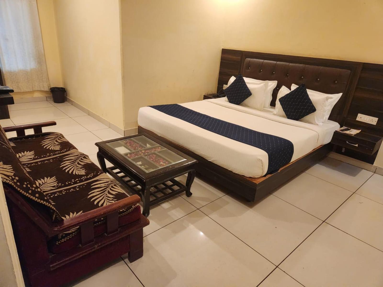 Hotel Grand Asian Blue 4*
