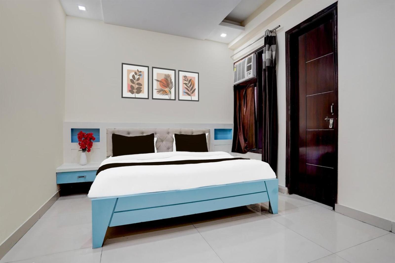 Grand Asian Blue